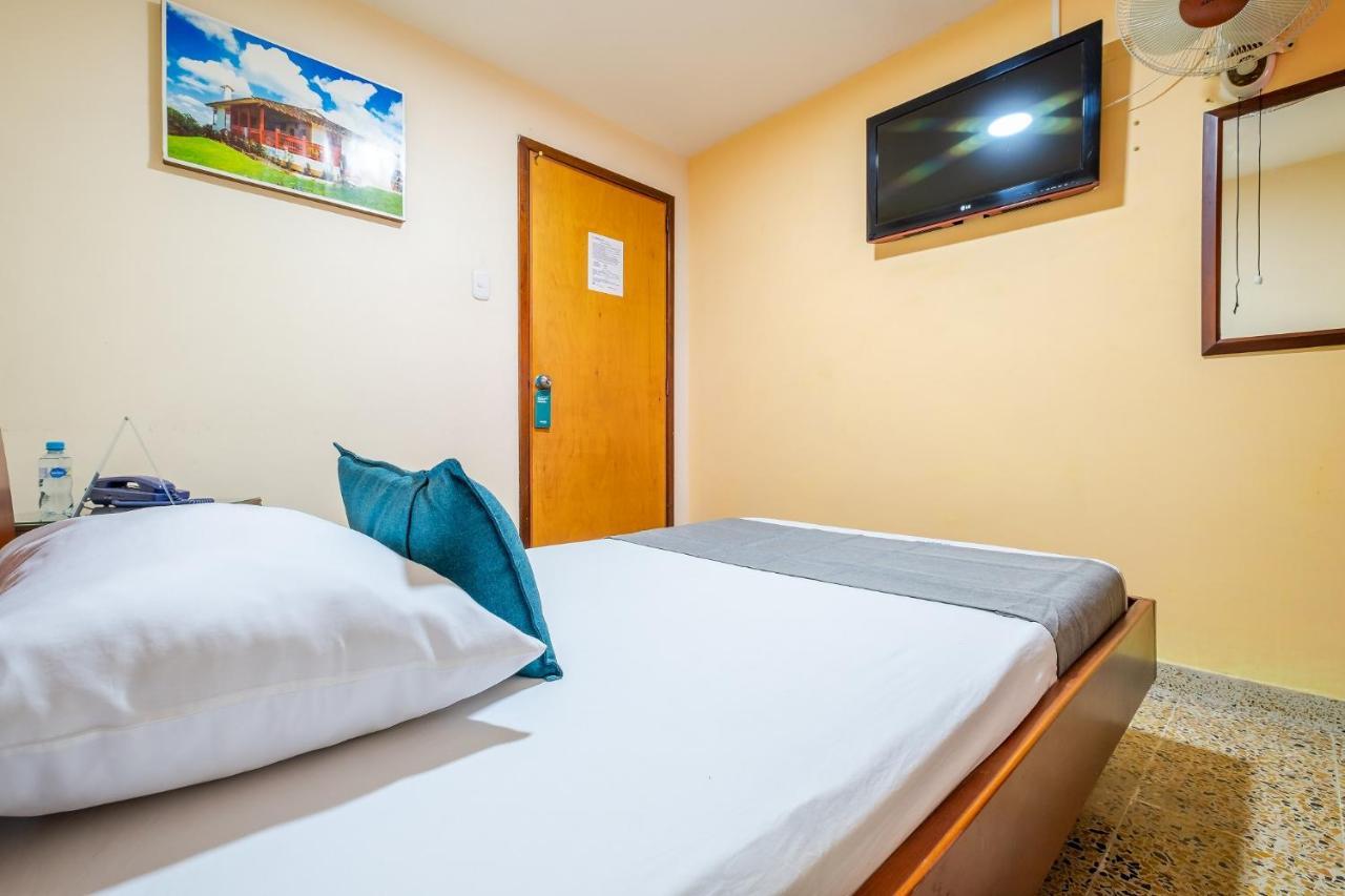 Hotel Almirante Bucaramanga Exteriér fotografie